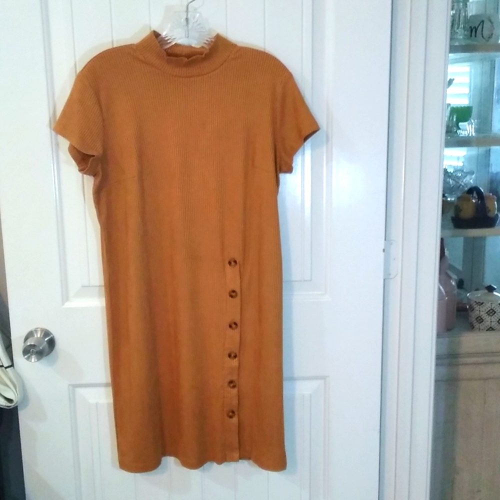 Women's dress EST 1946